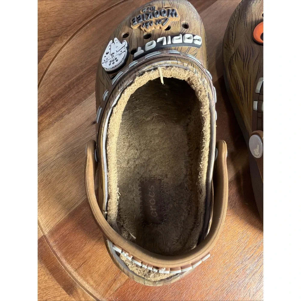 Crocs Star Wars Chewbacca Lined Clogs Brown Fuzzy Kids Size C13 Slip On Shoes